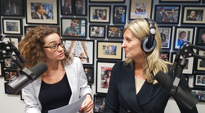 Sales trainer Hiske Gude is te gast bij Vallen opstaan en weer doorgaan met Jacqueline Zuidweg op New Business Radio.