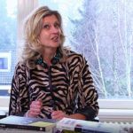 Jacqueline Zuidweg, Vallenopstaan en weer doorgaan, Zuidweg & Partners, Jaarrekening en belastingaangifte, Schulden, Schuldhulp, Schuldhulpverlening, Bedrijfsherstel