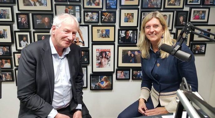 Han Dieperink en Jacqueline Zuidweg bij Vallen, opstaan en weer doorgaan op New Business Radio Han Dieperink en Jacqueline Zuidweg bij Vallen, opstaan en weer doorgaan op New Business Radio