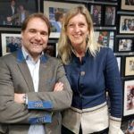 Martijn Driessen en Jacqueline Zuidweg bij de opnames van "Vallen, opstaan en weer doorgaan" op New Business Radio