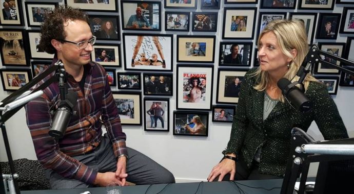 Joram van Gerensteijn Uitgelichte Afbeelding Joram van Geresteijn, SZamen, Gezonde Bedrijfscultuur, Jacqueline Zuidweg, Vallen opstaan en weer doorgaan, New Business Radio, Ziekteverzuim, Arbeidsverzuim, Arbeidsongeschiktheid, Zuidweg & Partners