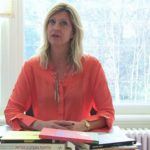 Jacqueline Zuidweg presenteert haar serie Vallen opstaan en weer doorgaan op het kantoor van Zuidweg & Partners in Hilversum. Deze week met het onderwerp: Schuldsanering, sanering, kwijtschelding, finale kwijting