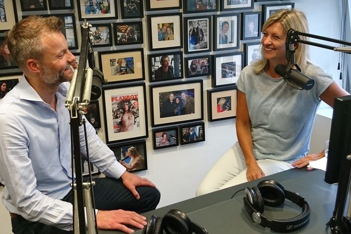 Martijn Schut is te gast bij Vallen opstaan en weer doorgaan met Jacqueline Zuidweg op New Business Radio. Het onderwerp is: Schuldhulpverlening voor ondernemers bij de gemeente