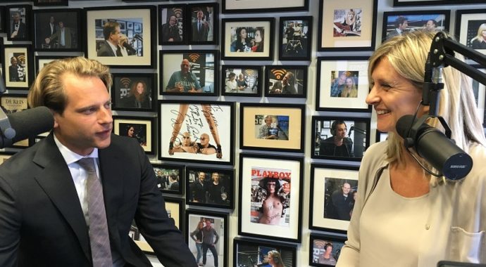 Podcast Tim Zoete is te gast bij Vallen opstaan en weer doorgaan met Jacqueline Zuidweg op New Business Radio. Het onderwerp is: factoring..