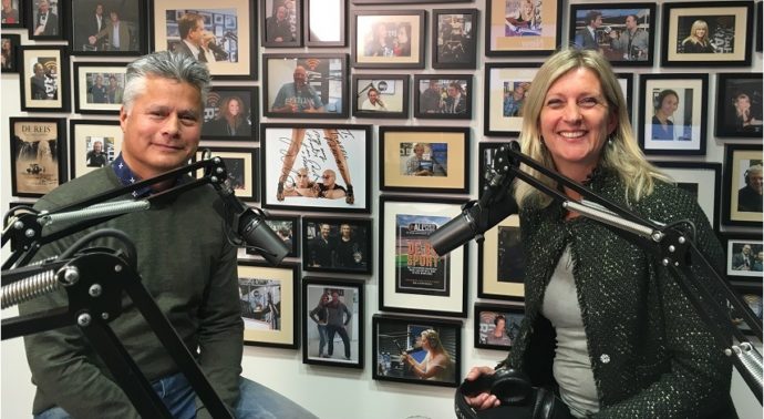 Podcast Haris_856x470 Haris Djojosepoetro is te gast bij Vallen opstaan en weer doorgaan met Jacqueline Zuidweg op New Business Radio. Het onderwerp is: wat kunnen gemeentes doen voor ondernemers met financiële problemen?