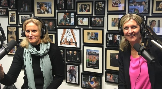 Podcast 856×471 Petra de Jong is te gast bij Vallen opstaan en weer doorgaan met Jacqueline Zuidweg op New Business Radio. Het onderwerp is: hoe blijf ik fit, fysiek én mentaal?